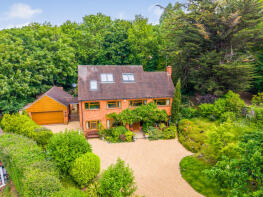 Willow Tree House, Knowl Hill Common, Knowl Hill, Reading RG10 9YD