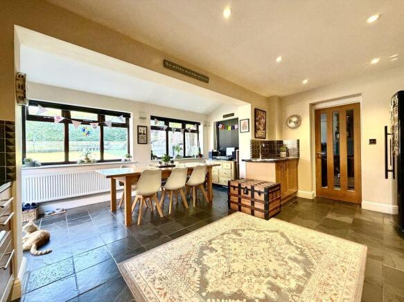 Dining Kitchen
