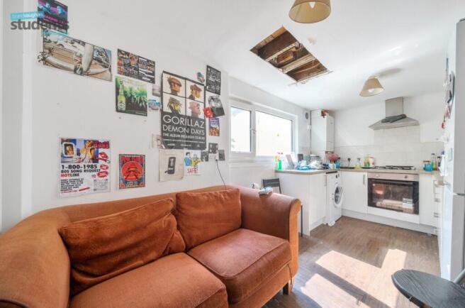 8c05b06e-27dc-4af...