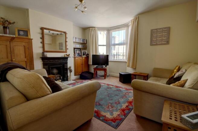 Lounge 1