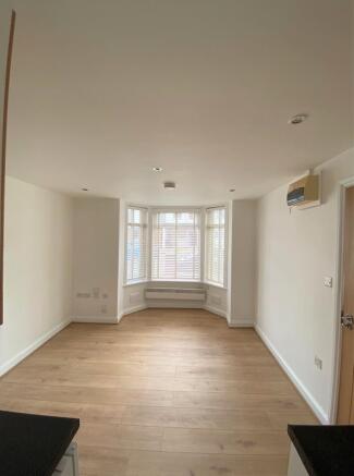 Kitchen/Bedroom/Living Area
