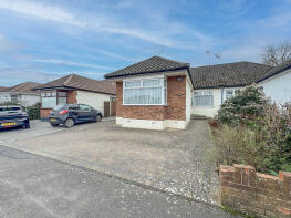 21, Meadow Way, Hockley SS5 4AX