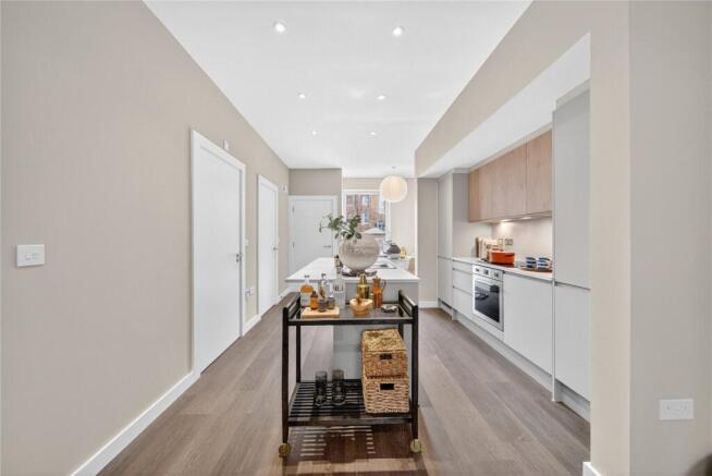 3 bed Town House for sale Image 5