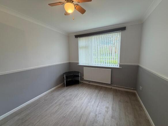 1 bed Apartment to rent Image 6