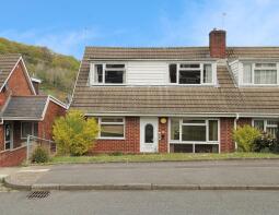 25, Greenlands Road, Llantrisant CF72 8QD
