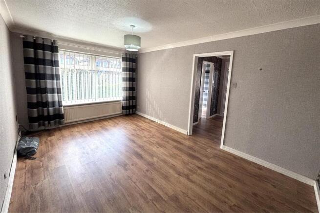 2 bed Detached Bungalow for sale Image 5