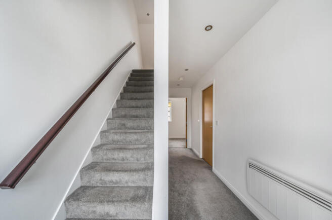 1386334-16-692d75...