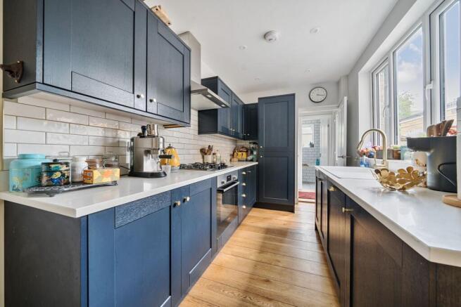 Kitchen (2)