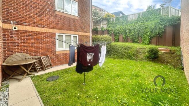 2 bed Flat for sale Image 9