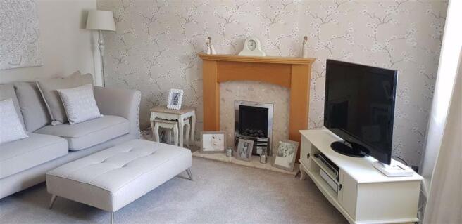 Living Room (Alternative View)