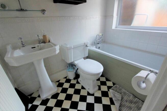 Bathroom.JPG