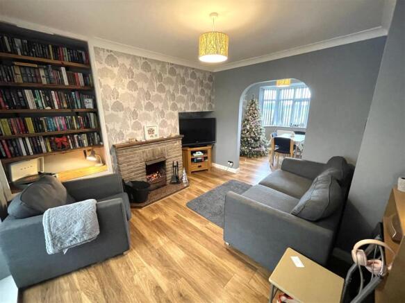 LOUNGE :