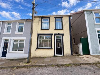 Llwyn Derw Avenue, Maesteg