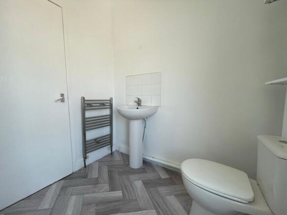 1 bed Flat to rent Image 6