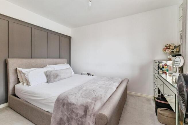 2 bed Apartment for sale Image 7