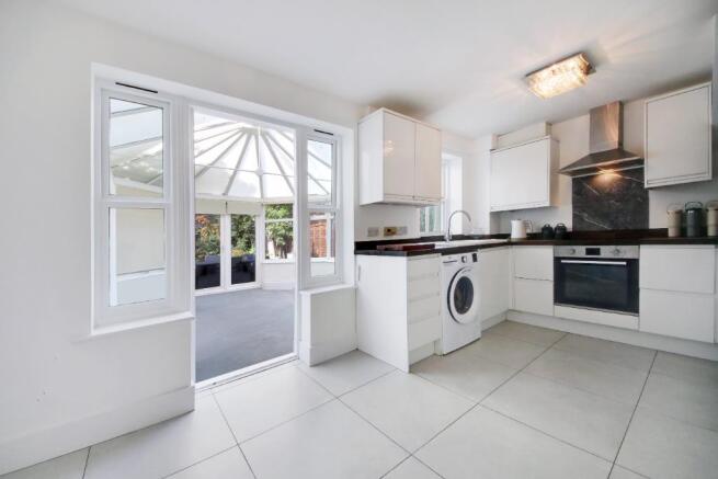 Kitchen Dinerdp (Portal Size).jpg