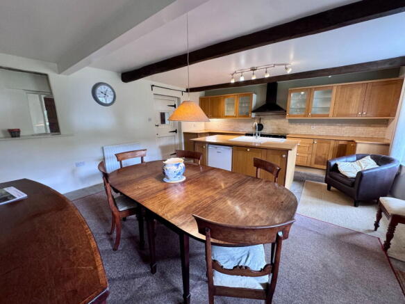 3 bed Detached for sale Image 7
