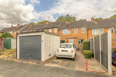 Pine Close, Kinver, Stourbridge, DY7 6JL