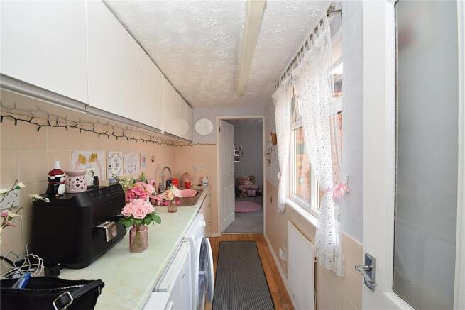 4 bed Terraced for sale Image 7