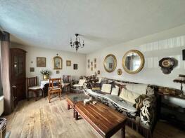 25, Lych Gate Walk, Hayes UB3 2NN