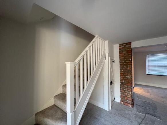 3 bed House to rent Image 10