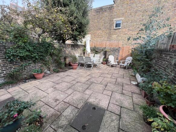 Photo 16
