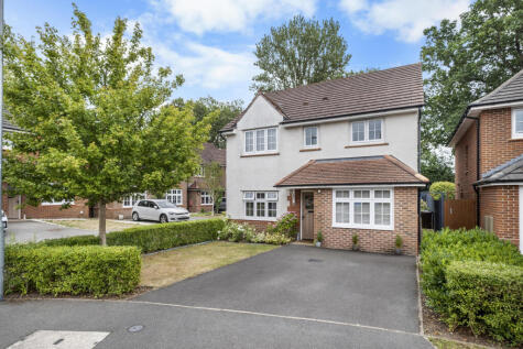 Sidings Close, Bromsgrove B60 3SG