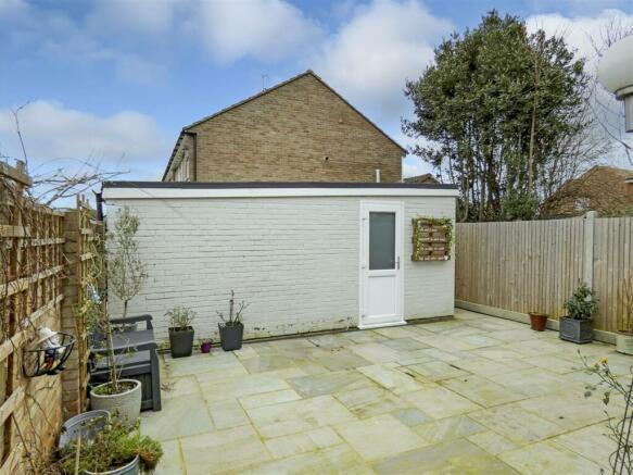 Garden/Garage
