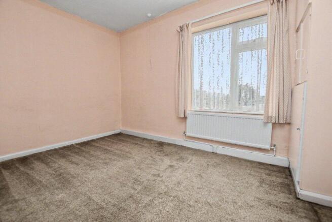 3 bed Semi-Detached for sale Image 4