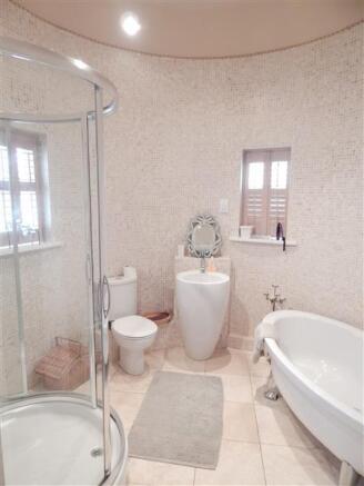 Family Bathroom