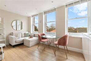 Flat 7, 3, Chivalry Road, London SW11 1HT