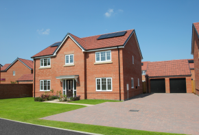 3, Tillett Way, Postwick NR13 5GL