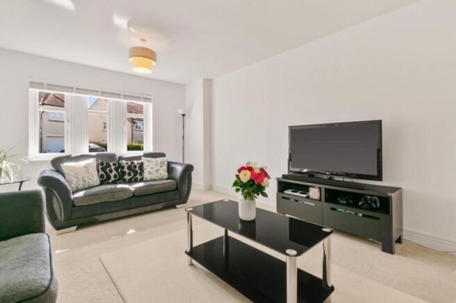 Torlum Crescent, Newton Mearns, G77 photo 3