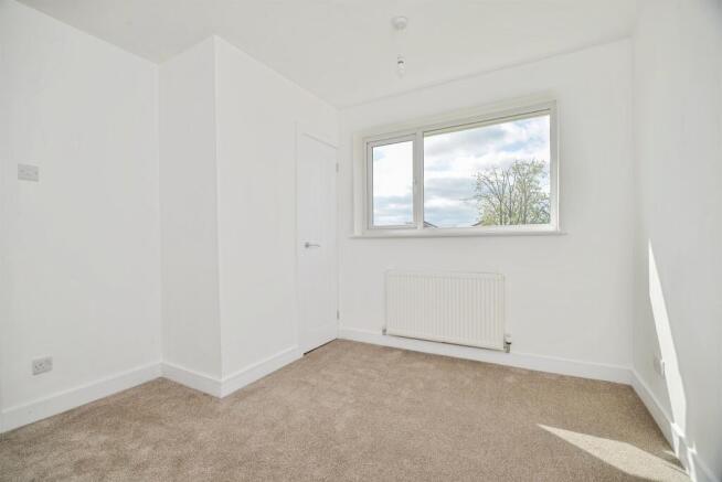 3 bed Semi-Detached for sale Image 11