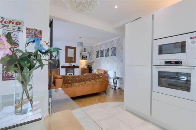 2 bed Bungalow for sale Image 7