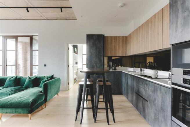 Empress Apartments -3.jpg