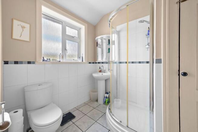 4 bed Semi-Detached for sale Image 11
