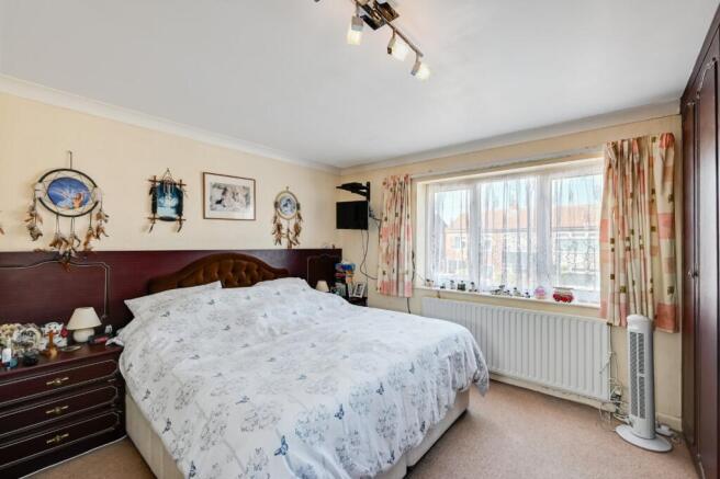 4 bed Semi-Detached for sale Image 7