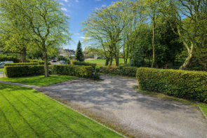 6, Chestnut Court, Leyland PR25 3GN