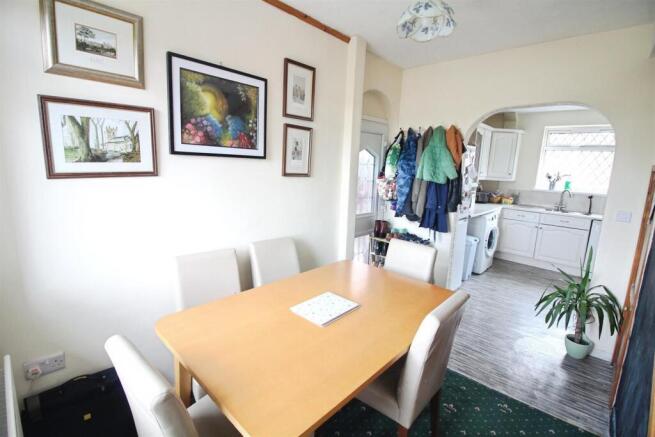 3 bed Semi-Detached for sale Image 5