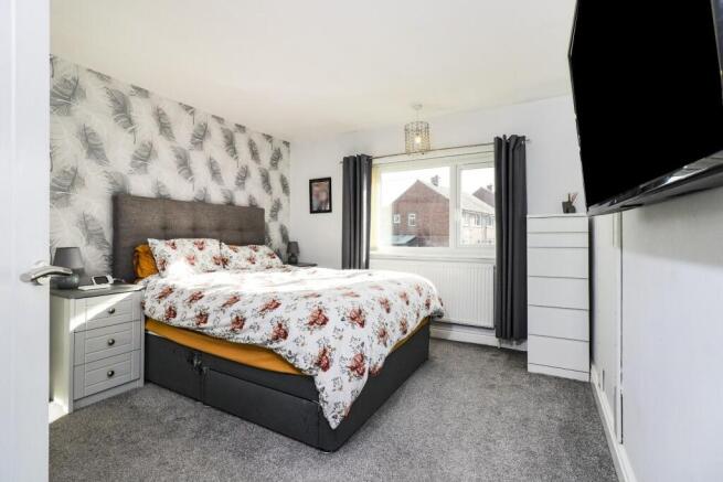 3 bed House for sale Image 11