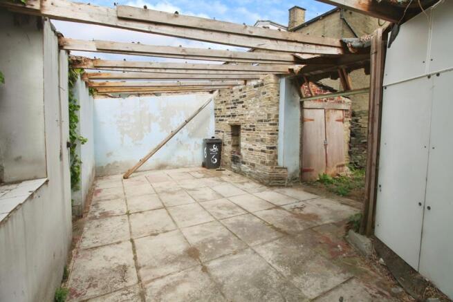 3 bed Terraced for sale Image 12