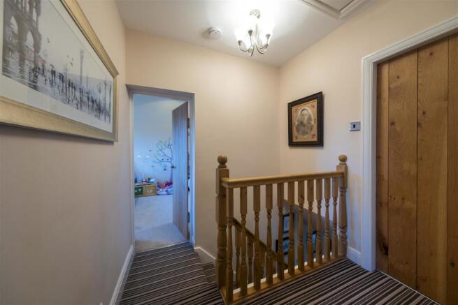 89 Forest Road-033.JPG