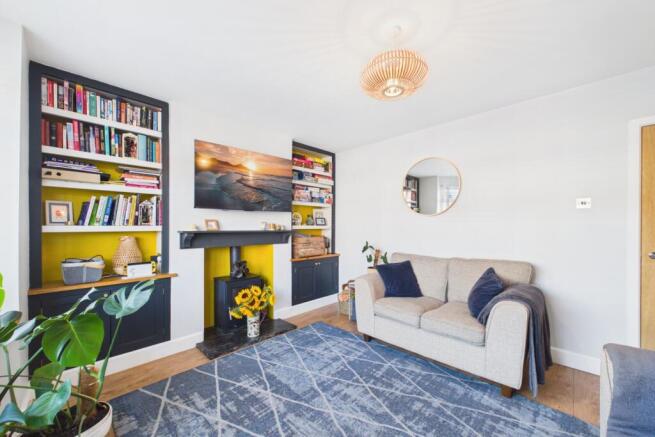 2 bed Semi-Detached for sale Image 7