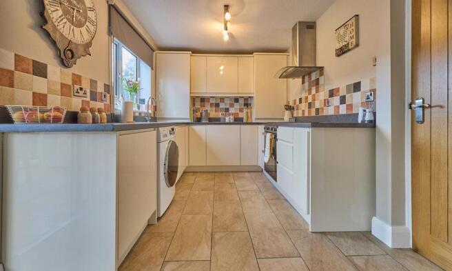 Refitted kitchen to rear