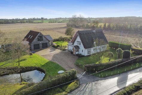 Buxhall Road, Brettenham