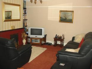 LOUNGE/DINER