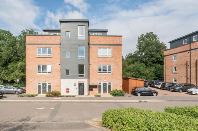 1326564-2-6880a5b...