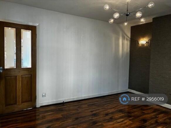 1 bed Flat to rent Image 10