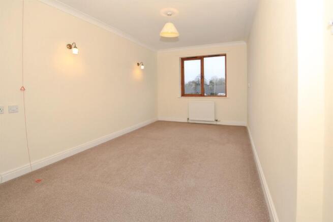 Crawthorne Road, Peterborough photo 4